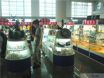睿思龍工藝品廈門機(jī)場(chǎng)店